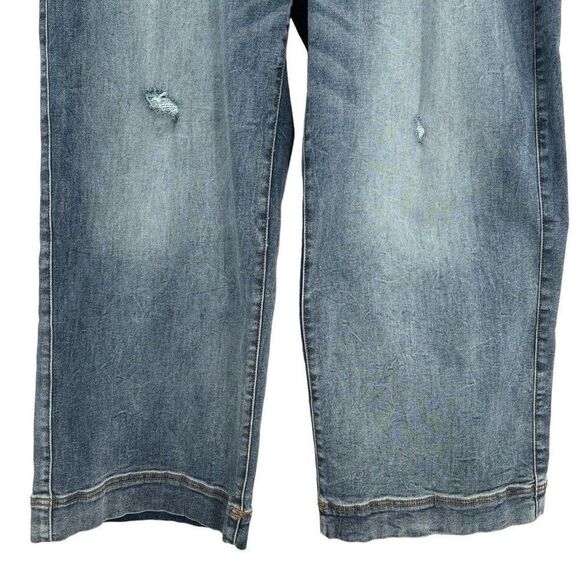 Lane Bryant Wide Leg Distressed Elastic Waist Pullon Jeans Size 18 - Picture 4 of 10